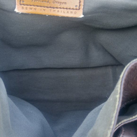 Ellington Vintage Pebbled Leather Messenger Crossbody Bag Adjustable Straps - Picture 5 of 10